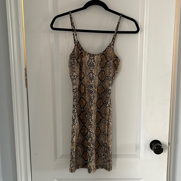 Mendocino Snakeskin Bodycon Dress - Picture 4 of 5